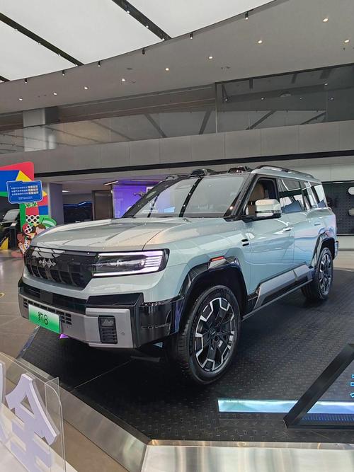 广州白云区禾云清企业管理咨询比亚迪方程豹硬派越野的爆款，英菲尼迪35周年与你共成长